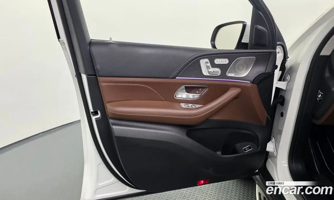 Mercedes-Benz GLE-Class 2024 3.0 автомат (гидро), фото 14