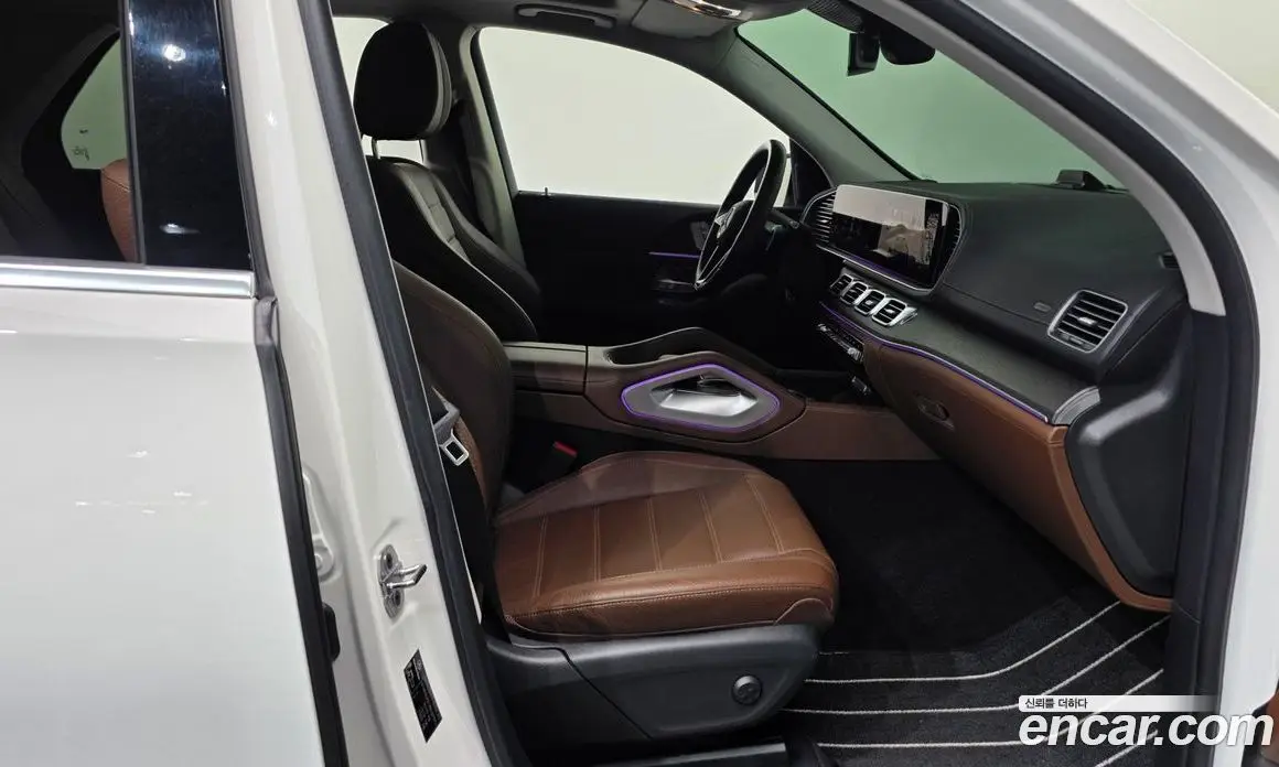 Mercedes-Benz GLE-Class 2024 3.0 автомат (гидро), фото 17