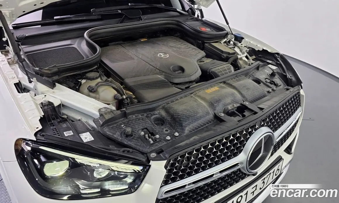 Mercedes-Benz GLE-Class 2024 3.0 автомат (гидро), фото 6