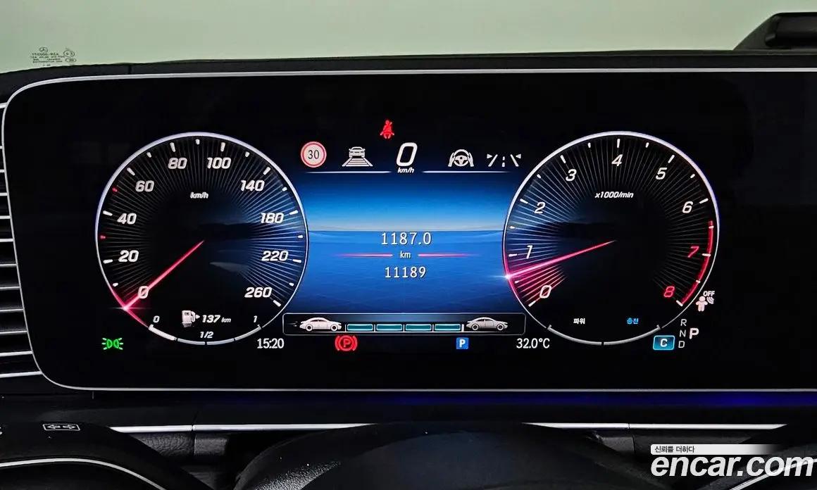 Mercedes-Benz GLE-Class 2025 2.0 автомат (гидро), фото 11