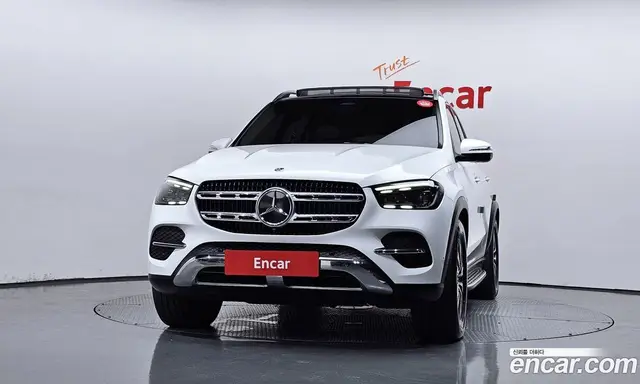 Mercedes-Benz GLE-Class 2025 2.0 автомат (гидро), миниатюра 3