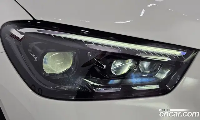 Mercedes-Benz GLE-Class 2025 2.0 автомат (гидро), миниатюра 8