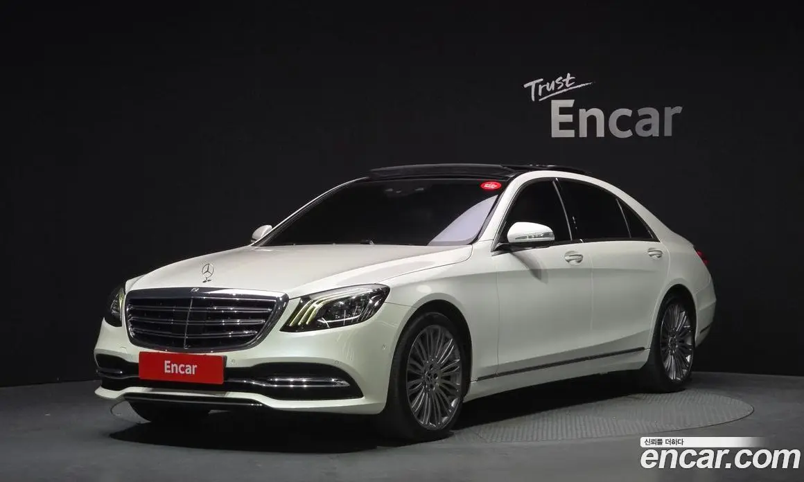 Mercedes-Benz S-Class 2018 4.0 автомат (гидро), фото 1 Mercedes-Benz S-Class 2018 4.0 автомат (гидро), фото 1