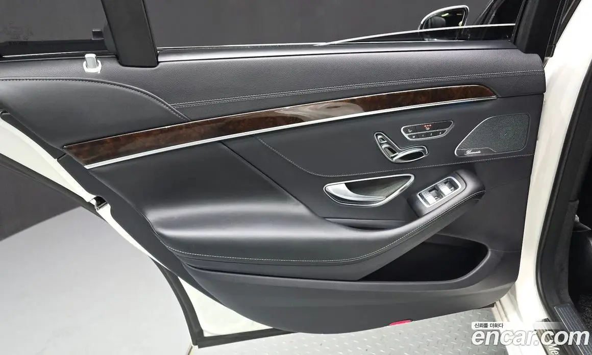 Mercedes-Benz S-Class 2018 4.0 автомат (гидро), фото 15 Mercedes-Benz S-Class 2018 4.0 автомат (гидро), фото 15