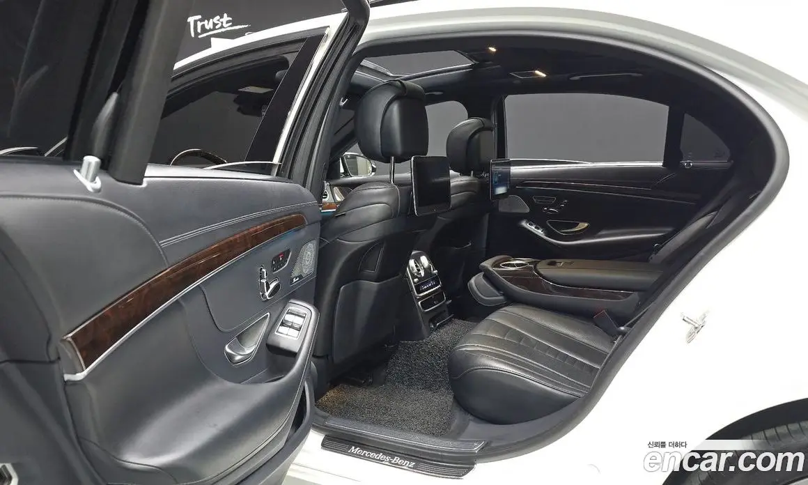 Mercedes-Benz S-Class 2018 4.0 автомат (гидро), фото 16 Mercedes-Benz S-Class 2018 4.0 автомат (гидро), фото 16