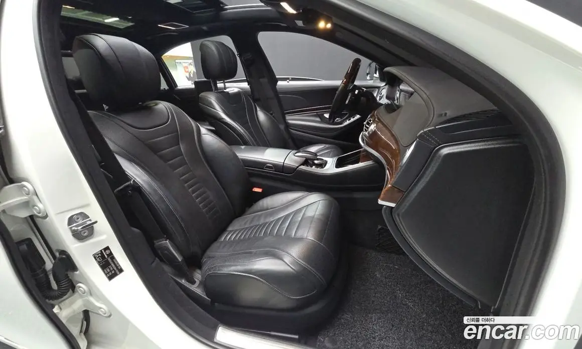 Mercedes-Benz S-Class 2018 4.0 автомат (гидро), фото 17 Mercedes-Benz S-Class 2018 4.0 автомат (гидро), фото 17