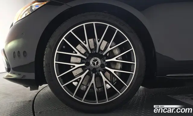 Mercedes-Benz S-Class 2022 4.0 автомат (гидро), миниатюра 4 Mercedes-Benz S-Class 2022 4.0 автомат (гидро), миниатюра 4