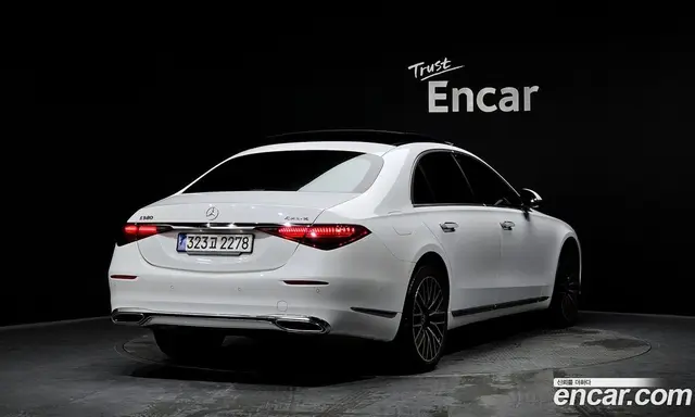 Mercedes-Benz S-Class 2024 3.0 автомат (гидро), миниатюра 2