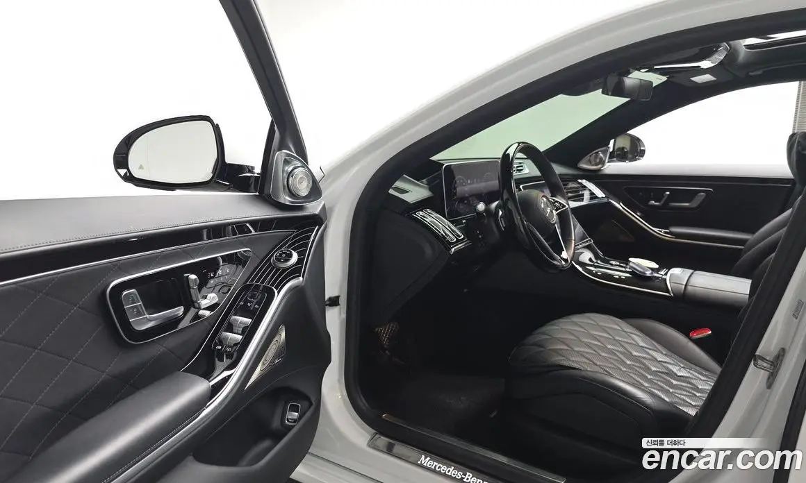 Mercedes-Benz S-Class 2024 4.0 автомат (гидро), фото 12