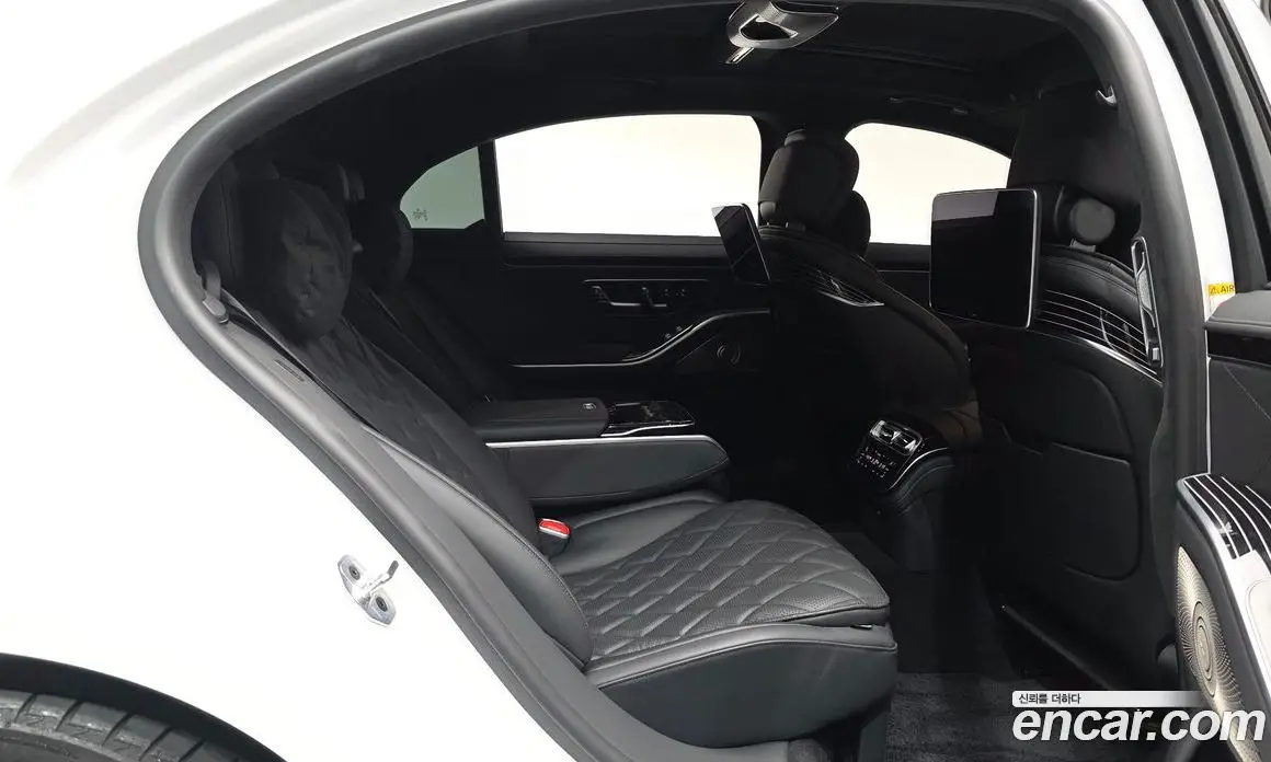Mercedes-Benz S-Class 2024 4.0 автомат (гидро), фото 16