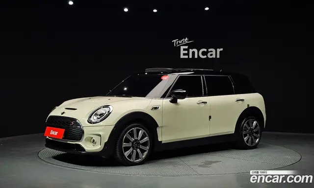 Mini Clubman, 2021, 53 122 км