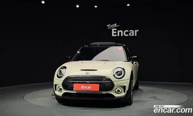 Mini Clubman 2021 2.0 автомат (гидро), миниатюра 3 Mini Clubman 2021 2.0 автомат (гидро), миниатюра 3