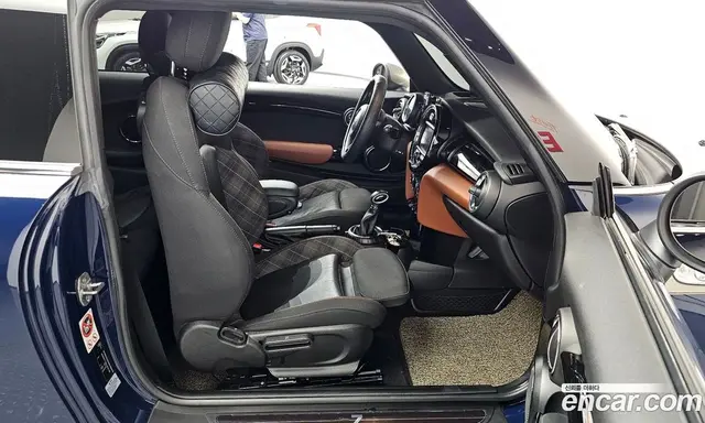 Mini Cooper 2016 2.0 автомат (гидро), миниатюра 11 Mini Cooper 2016 2.0 автомат (гидро), миниатюра 11