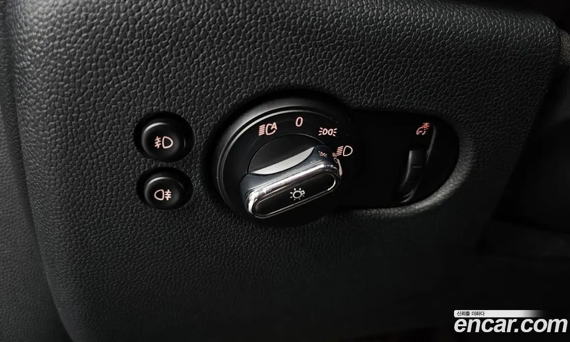 Mini Cooper 2016 2.0 автомат (гидро), фото 16 Mini Cooper 2016 2.0 автомат (гидро), фото 16