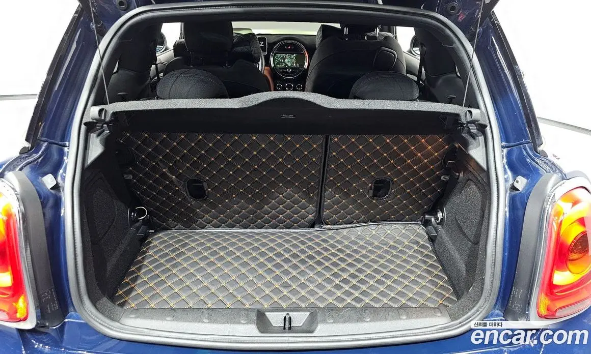Mini Cooper 2016 2.0 автомат (гидро), фото 20 Mini Cooper 2016 2.0 автомат (гидро), фото 20