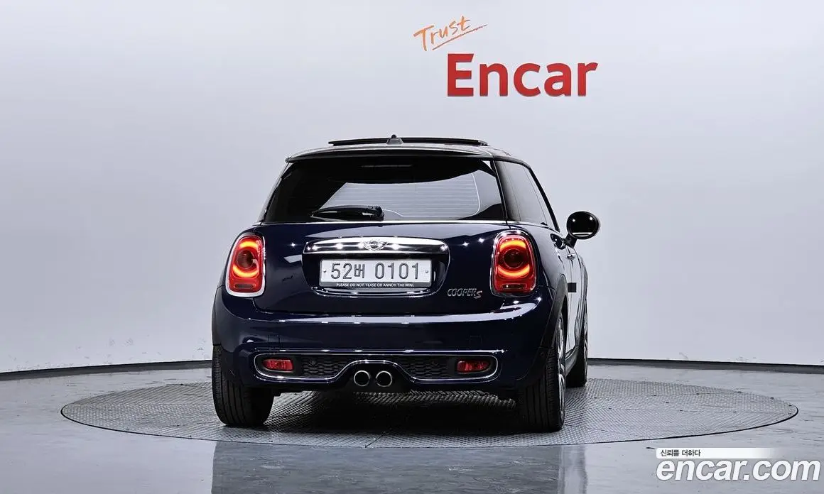 Mini Cooper 2016 2.0 автомат (гидро), фото 4 Mini Cooper 2016 2.0 автомат (гидро), фото 4