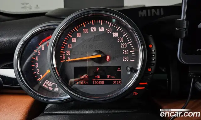 Mini Cooper 2016 2.0 автомат (гидро), миниатюра 8 Mini Cooper 2016 2.0 автомат (гидро), миниатюра 8