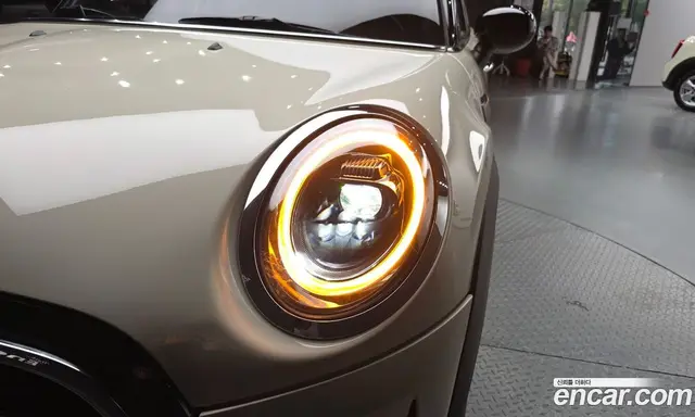 Mini Cooper 2021 1.5 автомат (гидро), миниатюра 8
