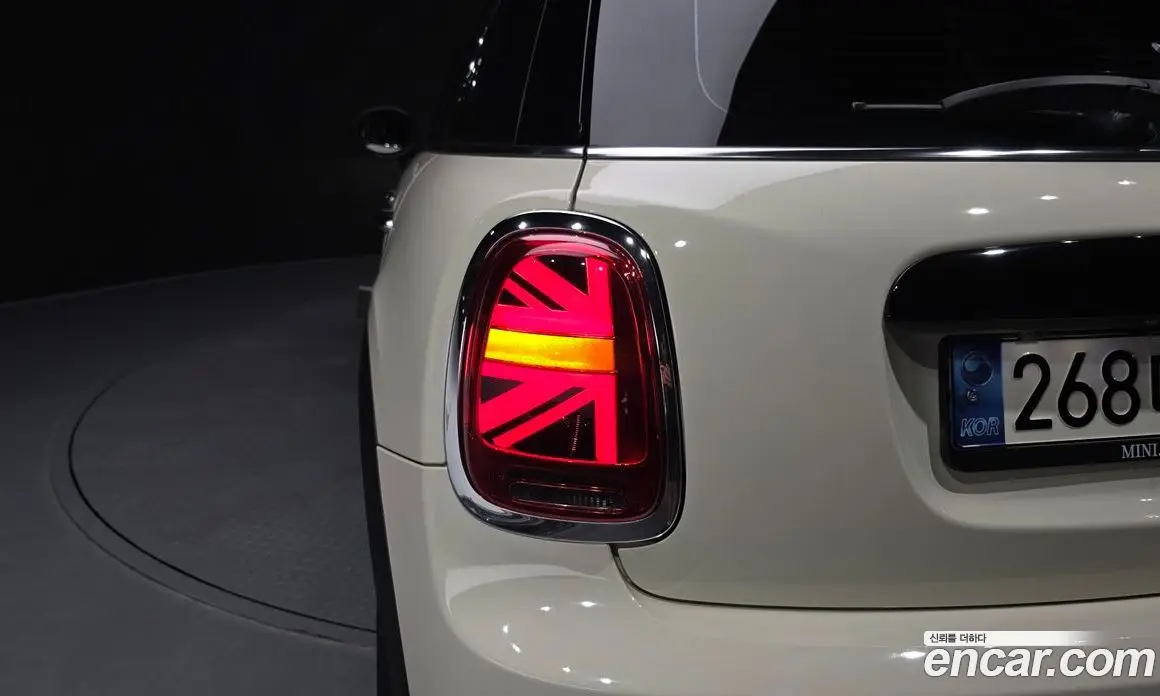 Mini Cooper 2021 1.5 автомат (гидро), фото 9