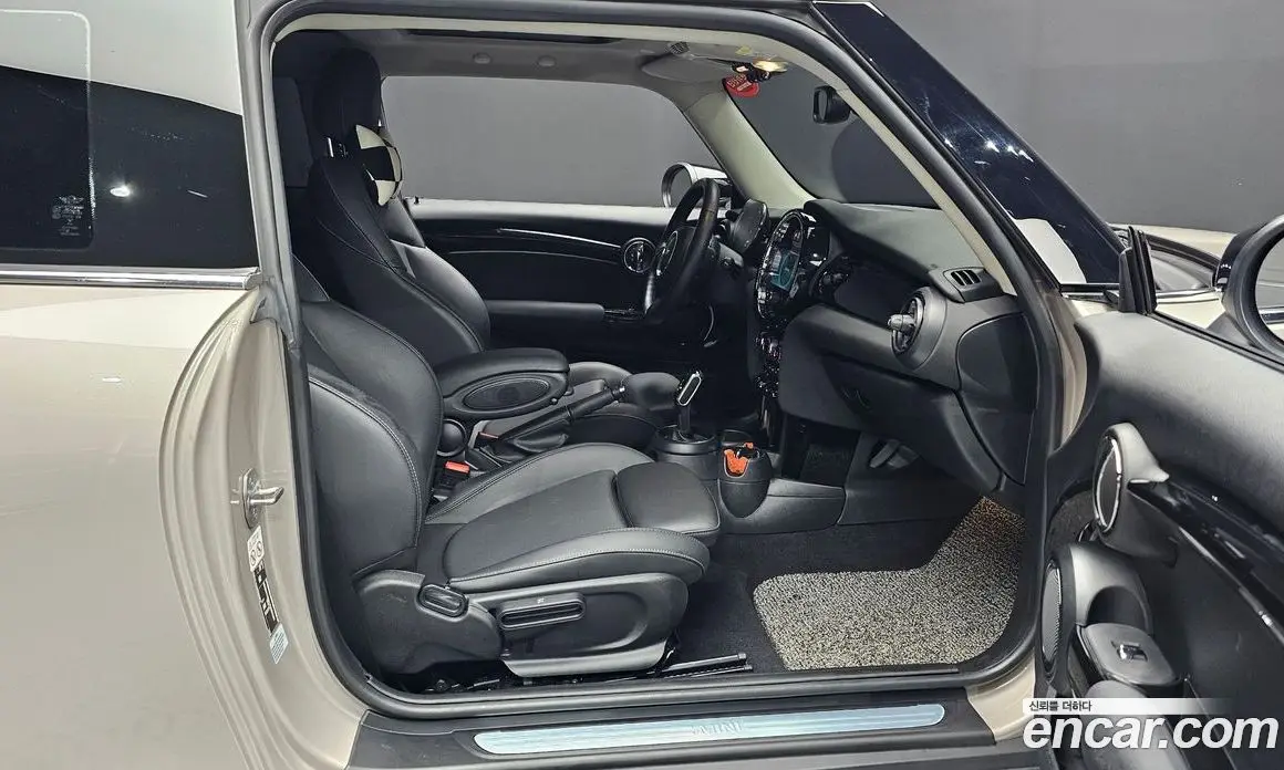 Mini Cooper 2022 1.5 автомат (гидро), фото 16