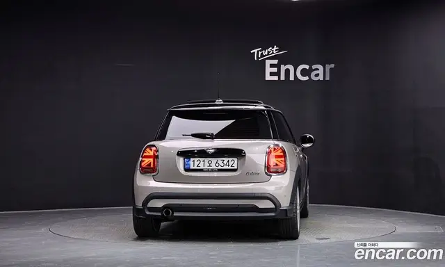 Mini Cooper 2022 1.5 автомат (гидро), миниатюра 4