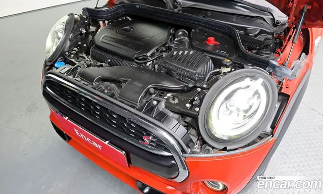 Mini Cooper Convertible 2021 2.0 автомат (гидро), миниатюра 6 Mini Cooper Convertible 2021 2.0 автомат (гидро), миниатюра 6