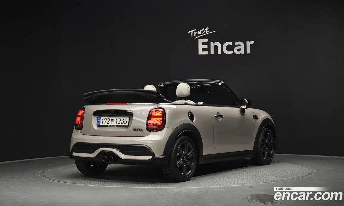 Mini Cooper Convertible 2022 2.0 автомат (гидро), фото 2 Mini Cooper Convertible 2022 2.0 автомат (гидро), фото 2
