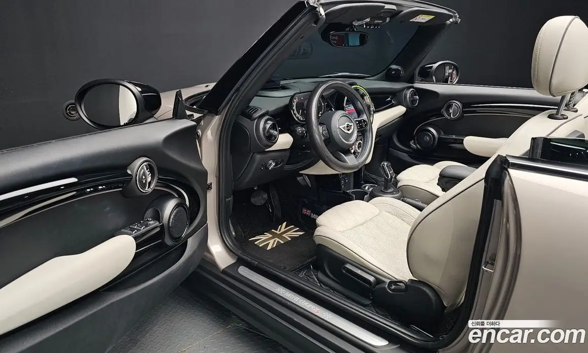 Mini Cooper Convertible 2022 2.0 автомат (гидро), фото 13 Mini Cooper Convertible 2022 2.0 автомат (гидро), фото 13