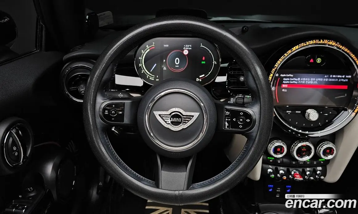 Mini Cooper Convertible 2022 2.0 автомат (гидро), фото 18 Mini Cooper Convertible 2022 2.0 автомат (гидро), фото 18