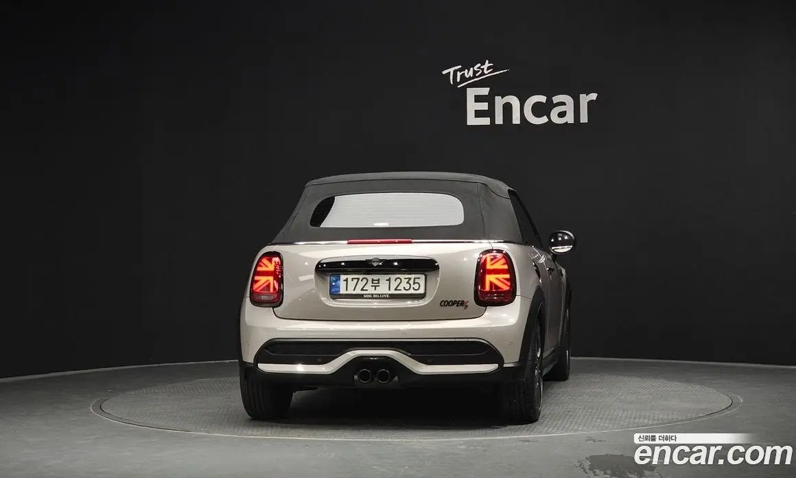 Mini Cooper Convertible 2022 2.0 автомат (гидро), фото 4 Mini Cooper Convertible 2022 2.0 автомат (гидро), фото 4