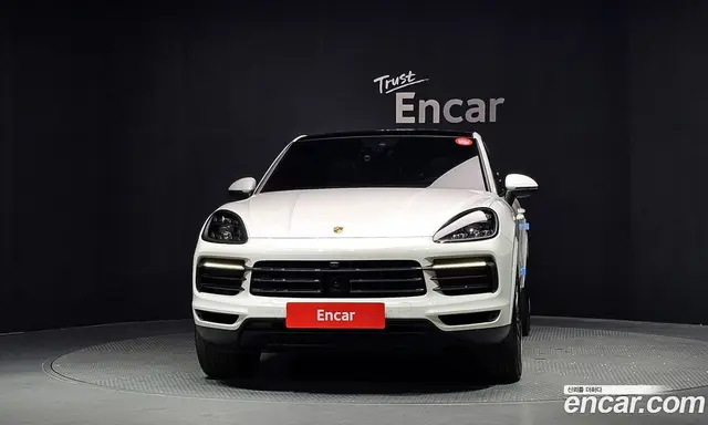 Porsche Cayenne 2020 3.0 автомат (гидро), миниатюра 3