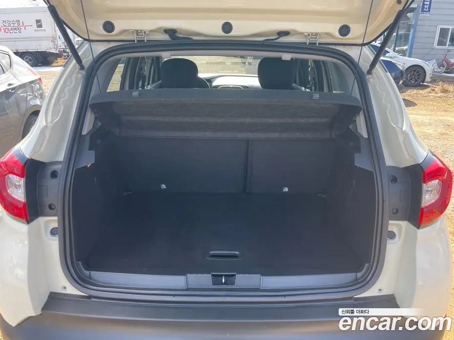 Renault (Samsung) QM3 2015 1.5 автомат (гидро), фото 11 Renault (Samsung) QM3 2015 1.5 автомат (гидро), фото 11
