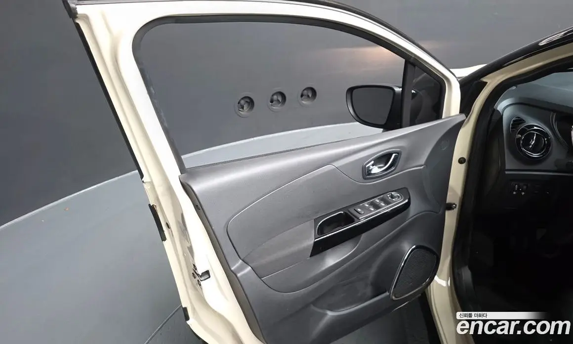 Renault (Samsung) QM3 2016 1.5 автомат (гидро), фото 14