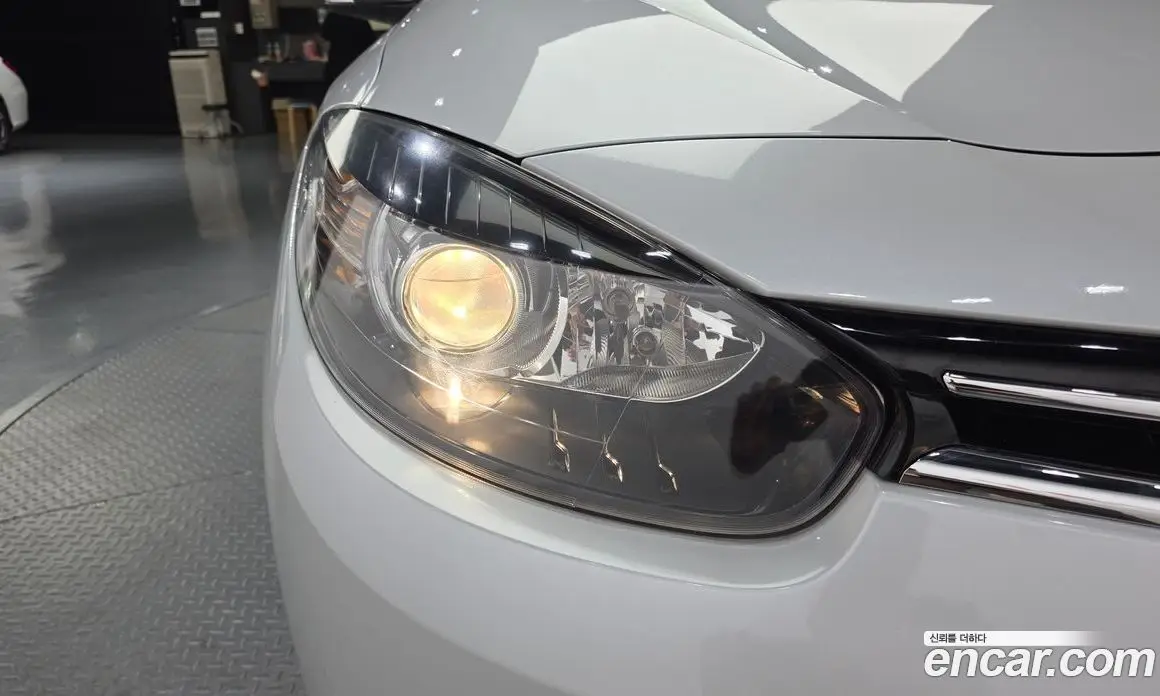 Renault (Samsung) SM3 2020 0.1 автомат (гидро), фото 8 Renault (Samsung) SM3 2020 0.1 автомат (гидро), фото 8