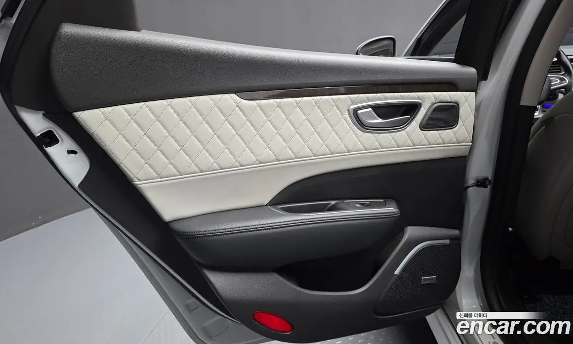Renault (Samsung) SM6 2016 2.0 автомат (гидро), фото 15 Renault (Samsung) SM6 2016 2.0 автомат (гидро), фото 15