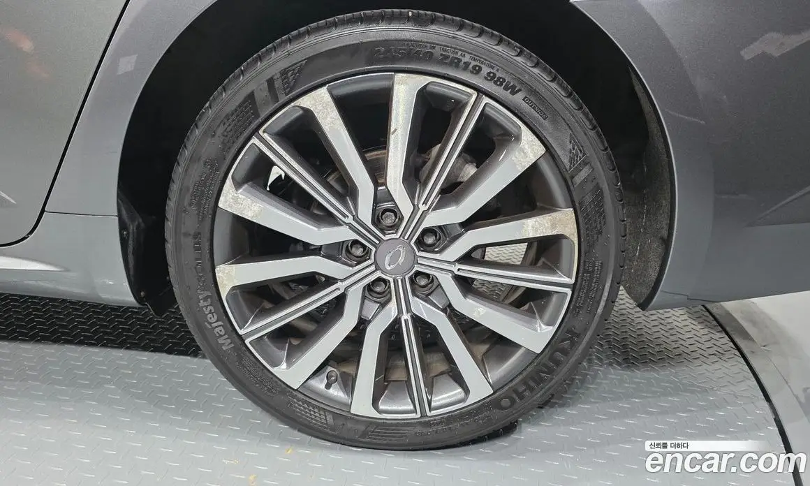 Renault (Samsung) SM6 2020 1.3 автомат (гидро), фото 7 Renault (Samsung) SM6 2020 1.3 автомат (гидро), фото 7