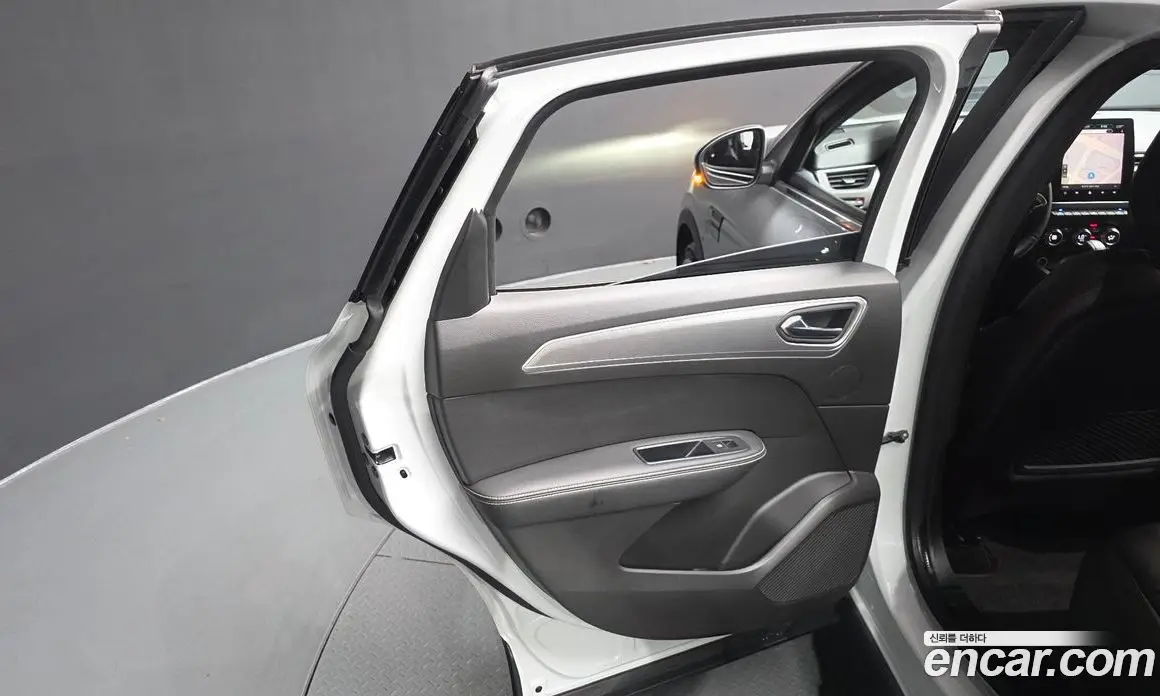 Renault (Samsung) XM3 2024 1.6 автомат (гидро), фото 14 Renault (Samsung) XM3 2024 1.6 автомат (гидро), фото 14