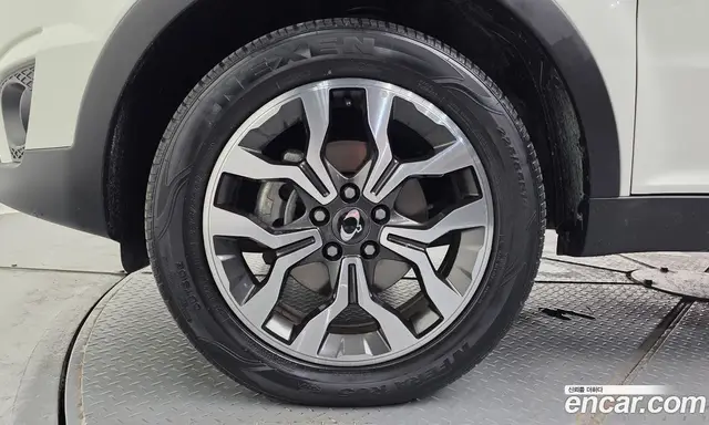 SsangYong Korando 2016 2.2 автомат (гидро), миниатюра 5