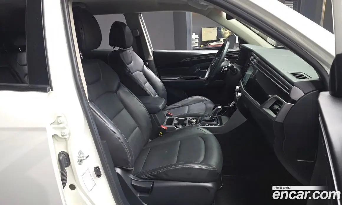SsangYong Korando 2021 1.5 автомат (гидро), фото 17