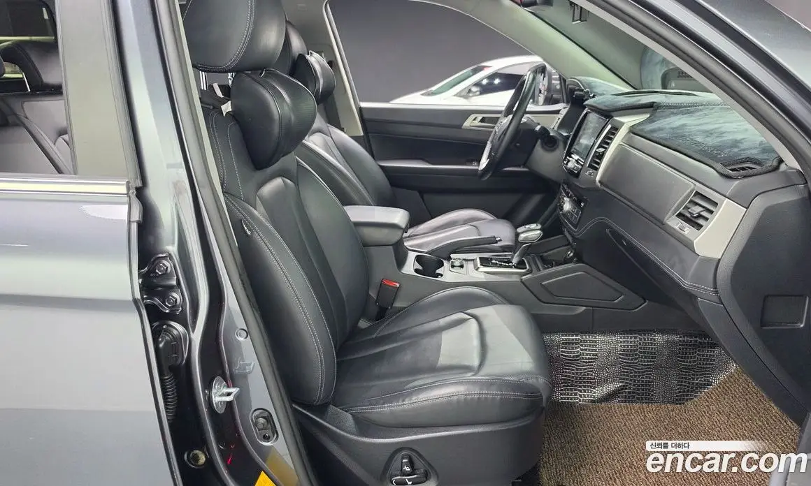 SsangYong Rexton 2019 2.2 автомат (гидро), фото 16