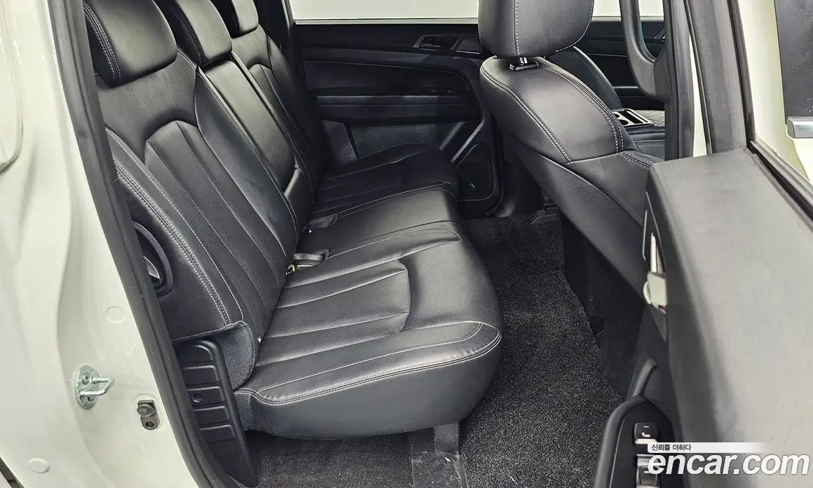 SsangYong Rexton 2023 2.2 автомат (гидро), фото 16