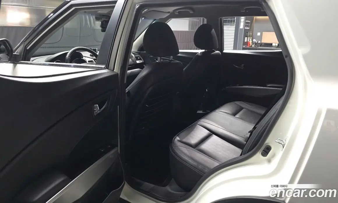 SsangYong TIBOLI 2015 1.6 автомат (гидро), фото 16 SsangYong TIBOLI 2015 1.6 автомат (гидро), фото 16