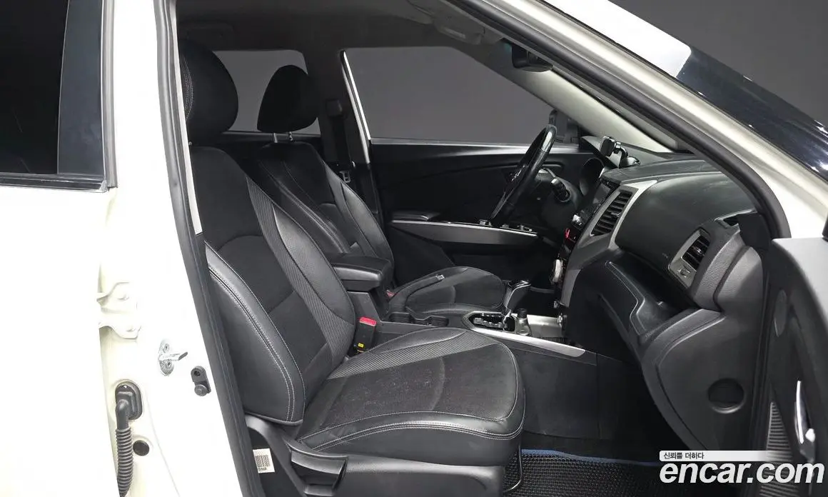 SsangYong TIBOLI 2015 1.6 автомат (гидро), фото 17 SsangYong TIBOLI 2015 1.6 автомат (гидро), фото 17