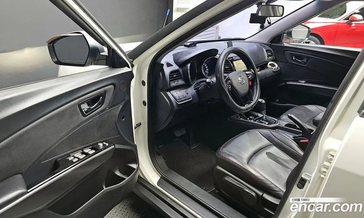 SsangYong TIBOLI 2017 1.6 автомат (гидро), фото 13