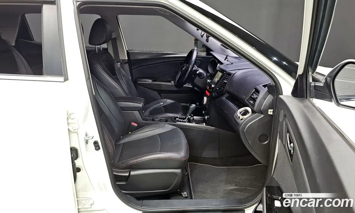 SsangYong TIBOLI 2017 1.6 автомат (гидро), фото 16