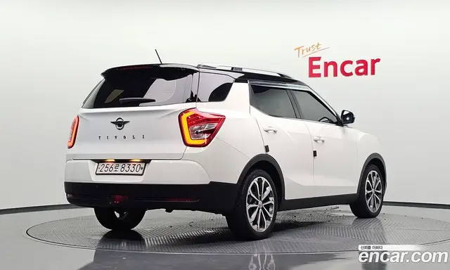 SsangYong TIBOLI 2017 1.6 автомат (гидро), миниатюра 2