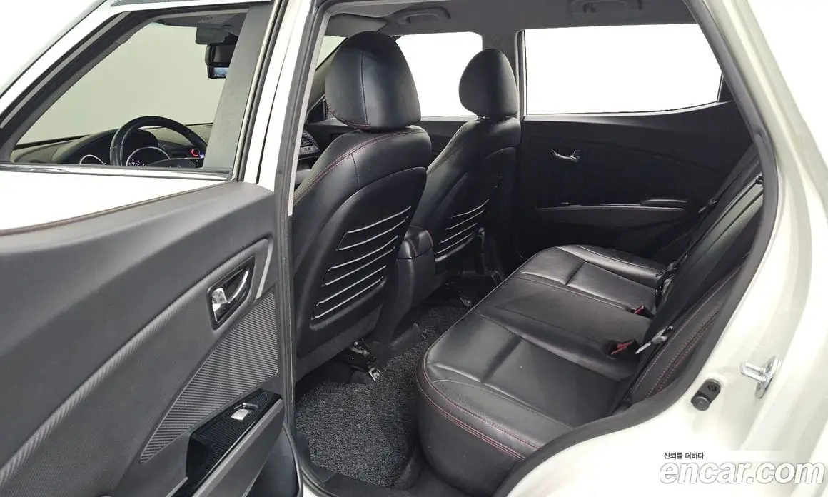 SsangYong TIBOLI 2017 1.6 автомат (гидро), фото 18