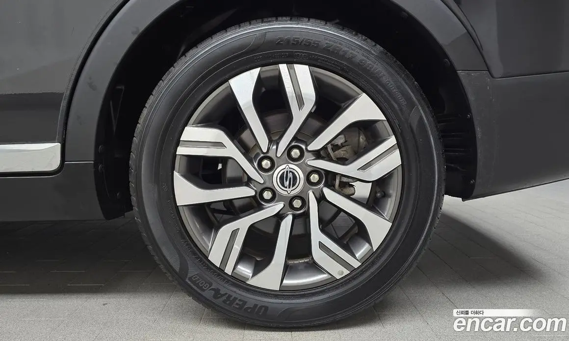 SsangYong TIBOLI 2018 1.6 автомат (гидро), фото 6 SsangYong TIBOLI 2018 1.6 автомат (гидро), фото 6