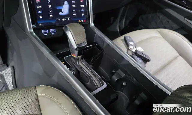 SsangYong Torres 2023 1.5 автомат (гидро), миниатюра 11