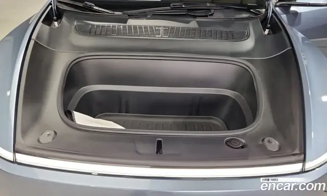 Tesla Model Y 2025 0.2 автомат (гидро), миниатюра 6